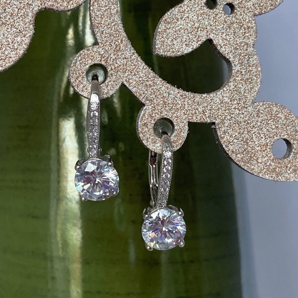 CZ in 925 Sterling Silver Leverback Earrings - Picture 4 of 10